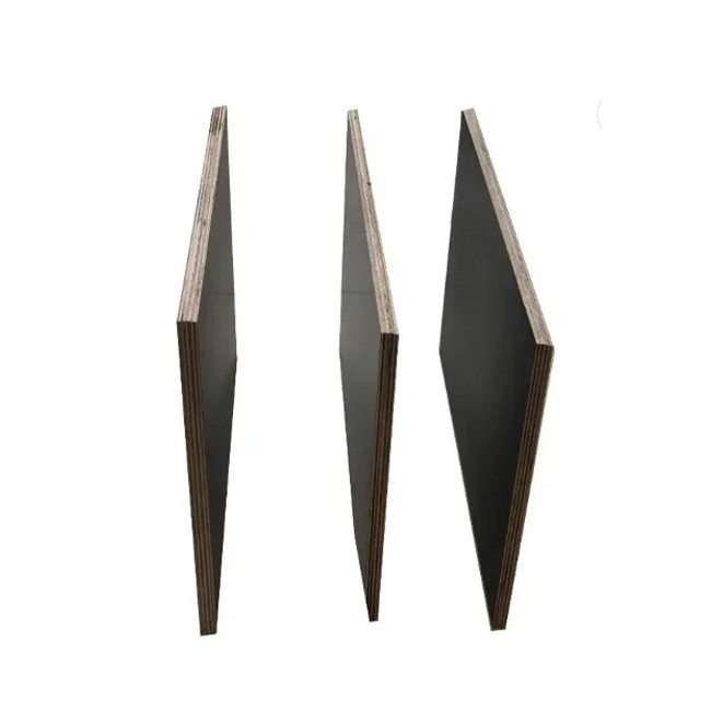 Filmgecoat multiplex 18mm